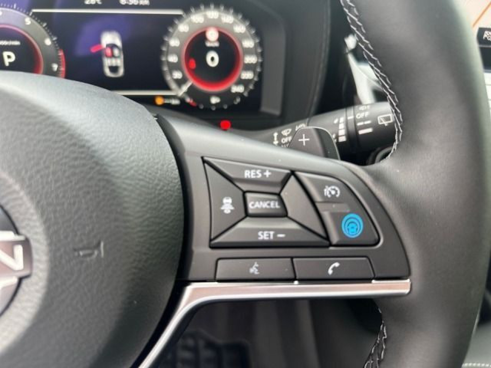 Nissan JUKE Tekna 1.0 AT LHZ SHZ PDC LED In-Car WIFI