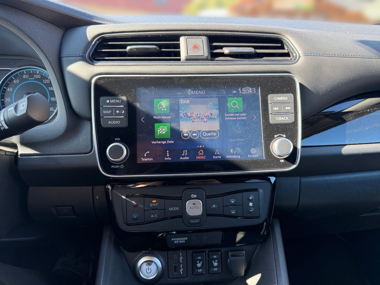 NISSAN Leaf Tekna 62 - 360CAM Navi Leder PDC SWA