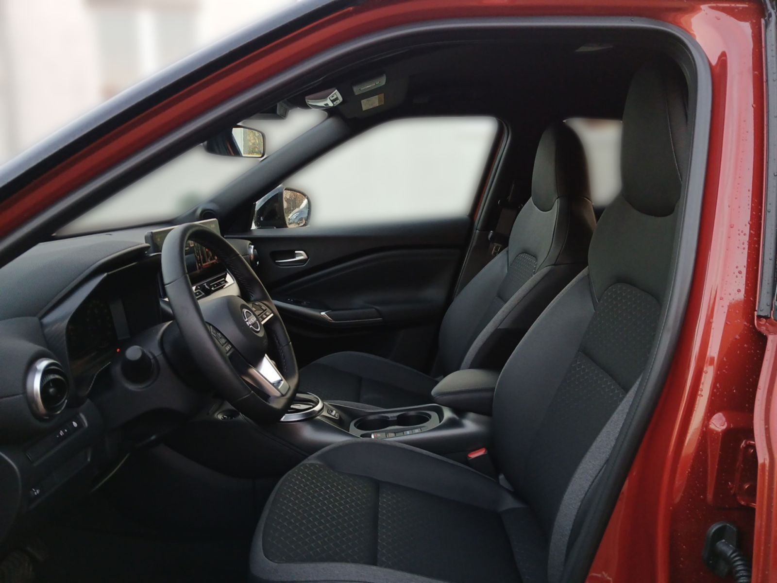 NISSAN JUKE N-CONNECTA Hybrid AT *KAM SHZ BFS CarPlay*