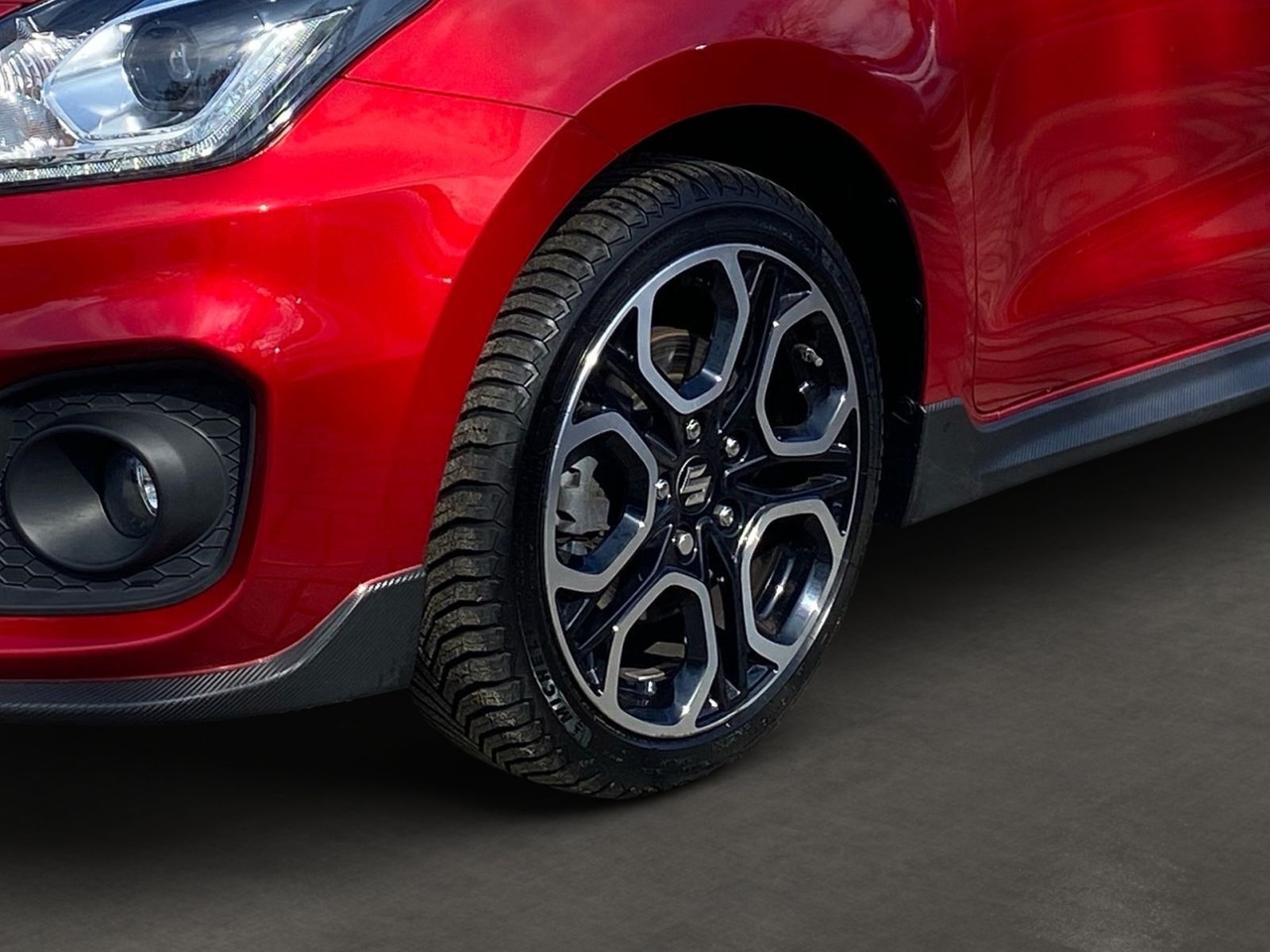 SUZUKI Swift 1.4 SPORT HYBRID SHZ*NAVI*PDC*CAM*KEYLESS