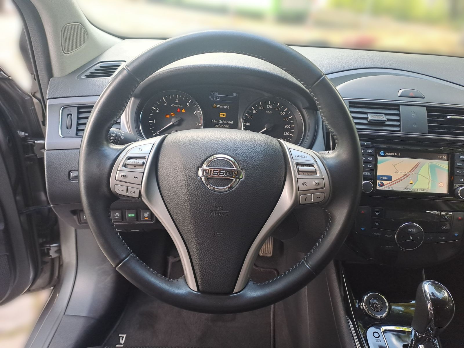 Nissan Pulsar Tekna 1.2 AT -  360CAM SHZ NAVI LEDER AHK