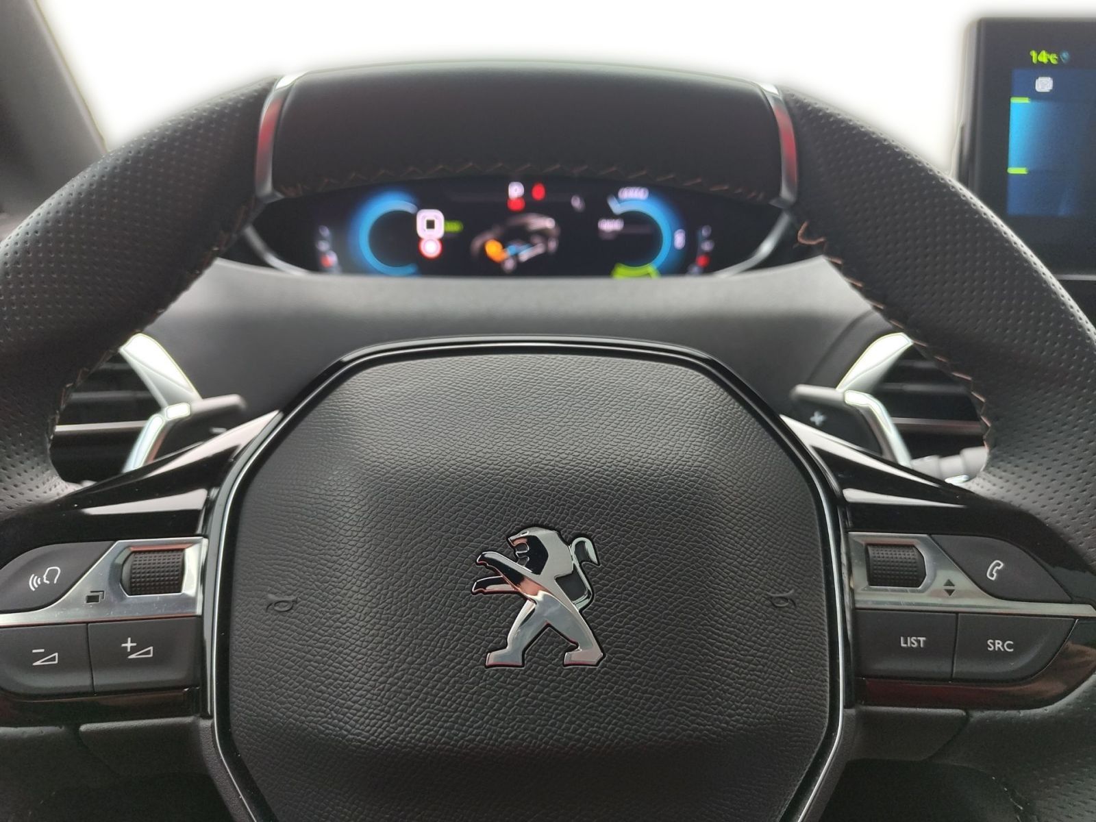 PEUGEOT 3008 GT Hybrid4 300 e-EAT8 *SHZ*Kamera*Panorama*