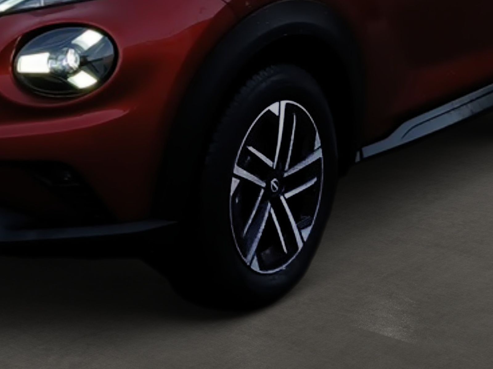 NISSAN JUKE N-CONNECTA Hybrid AT *KAM SHZ BFS CarPlay*