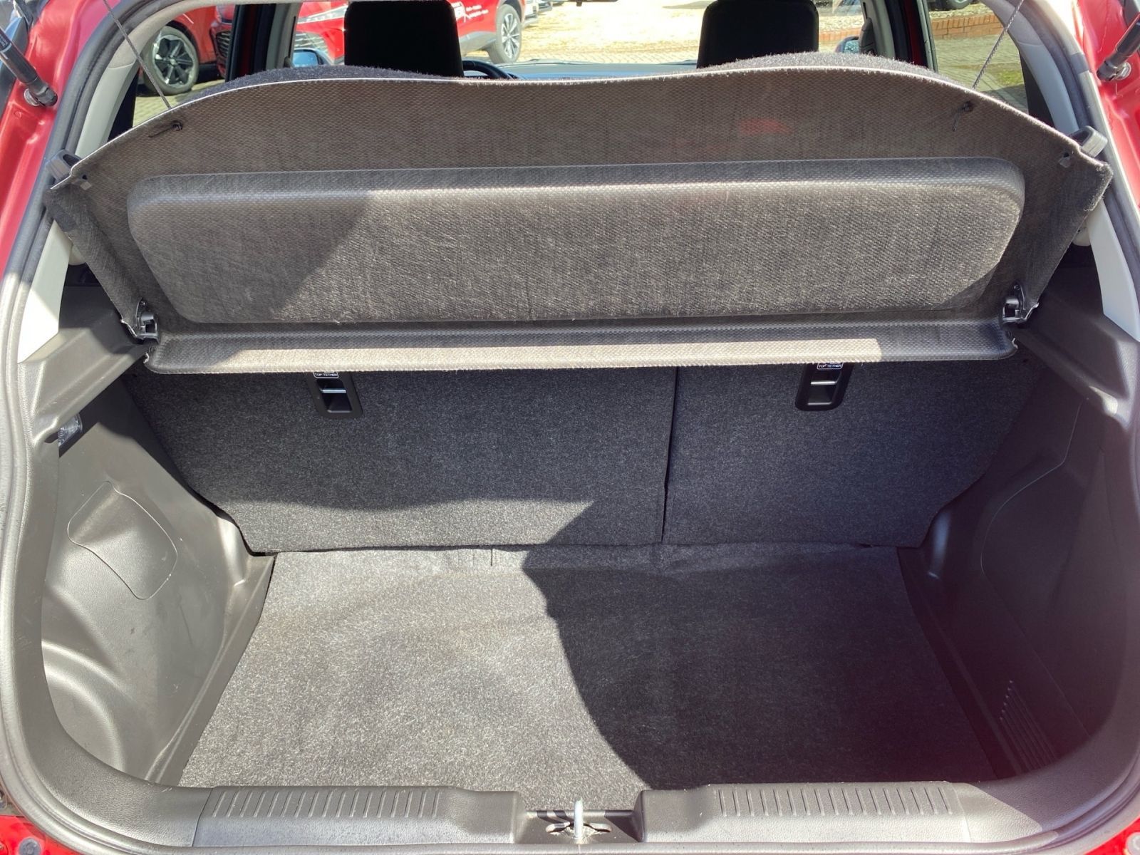 SUZUKI Swift 1.4 SPORT HYBRID SHZ*NAVI*PDC*CAM*KEYLESS