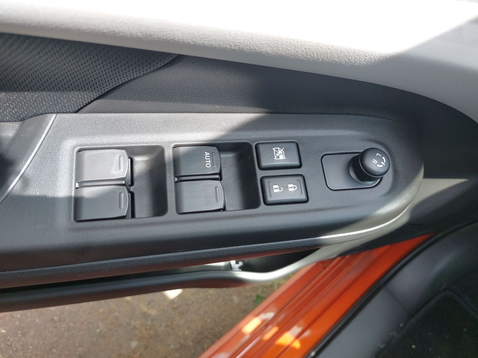 SUZUKI SWIFT CLUB HYBRID ACC*Navi*LED*PDC
