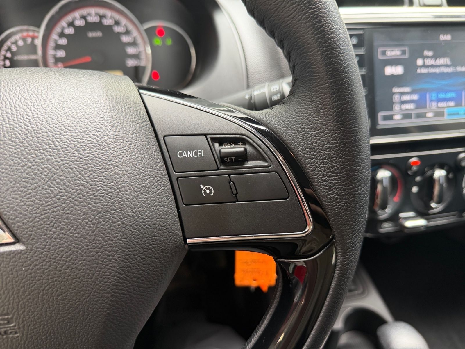 MITSUBISHI Space Star 1.2 Select AT CAM*Klima*Bluetooth
