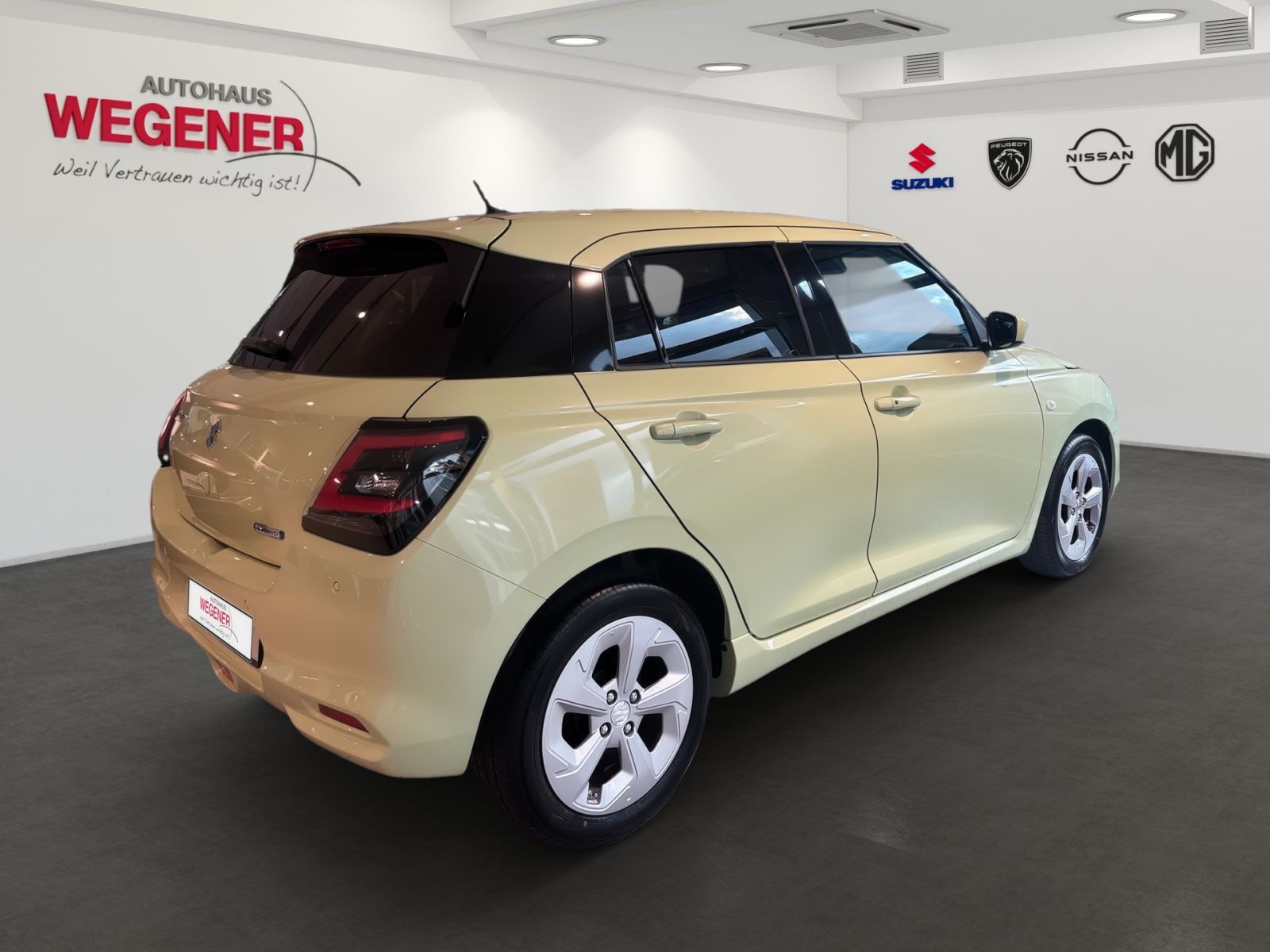 SUZUKI SWIFT COMFORT CVT HYBRID ACC*Navi*Kamera*PDC