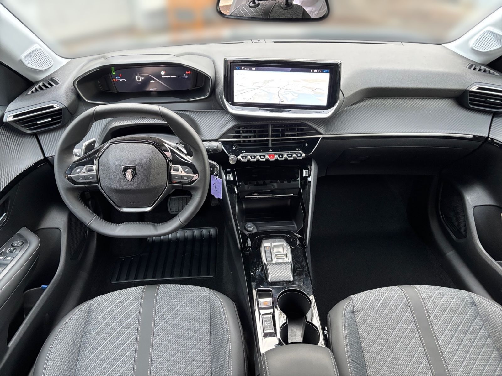 PEUGEOT 208 ALLURE HYBRID 145 e-DSC6 NAVI KAM SHZ