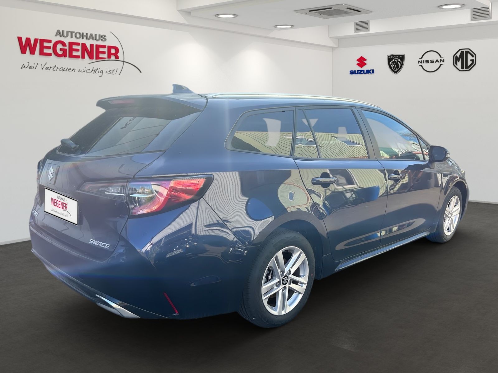 SUZUKI Swace 1.8 Comfort+ CVT Hybrid Navi*CarPlay