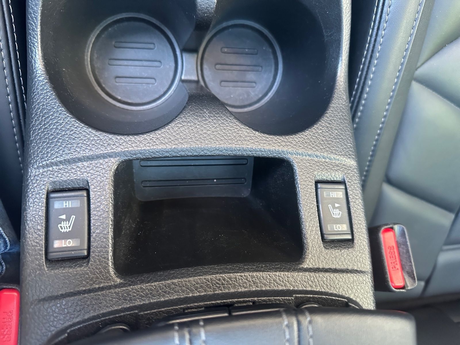 Nissan Qashqai 1.3 AT DIG-T Tekna 360°*PANO*NAVI*Bluet.