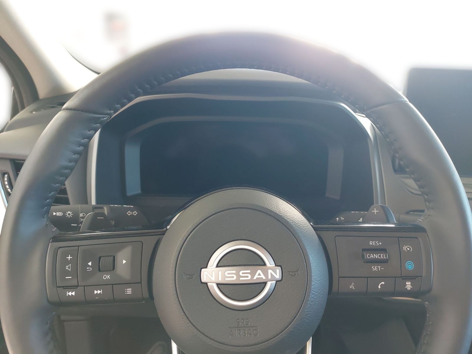 NISSAN Qashqai 1.3 DIG-T N-Connecta HeadUp*Navi*360°CAM