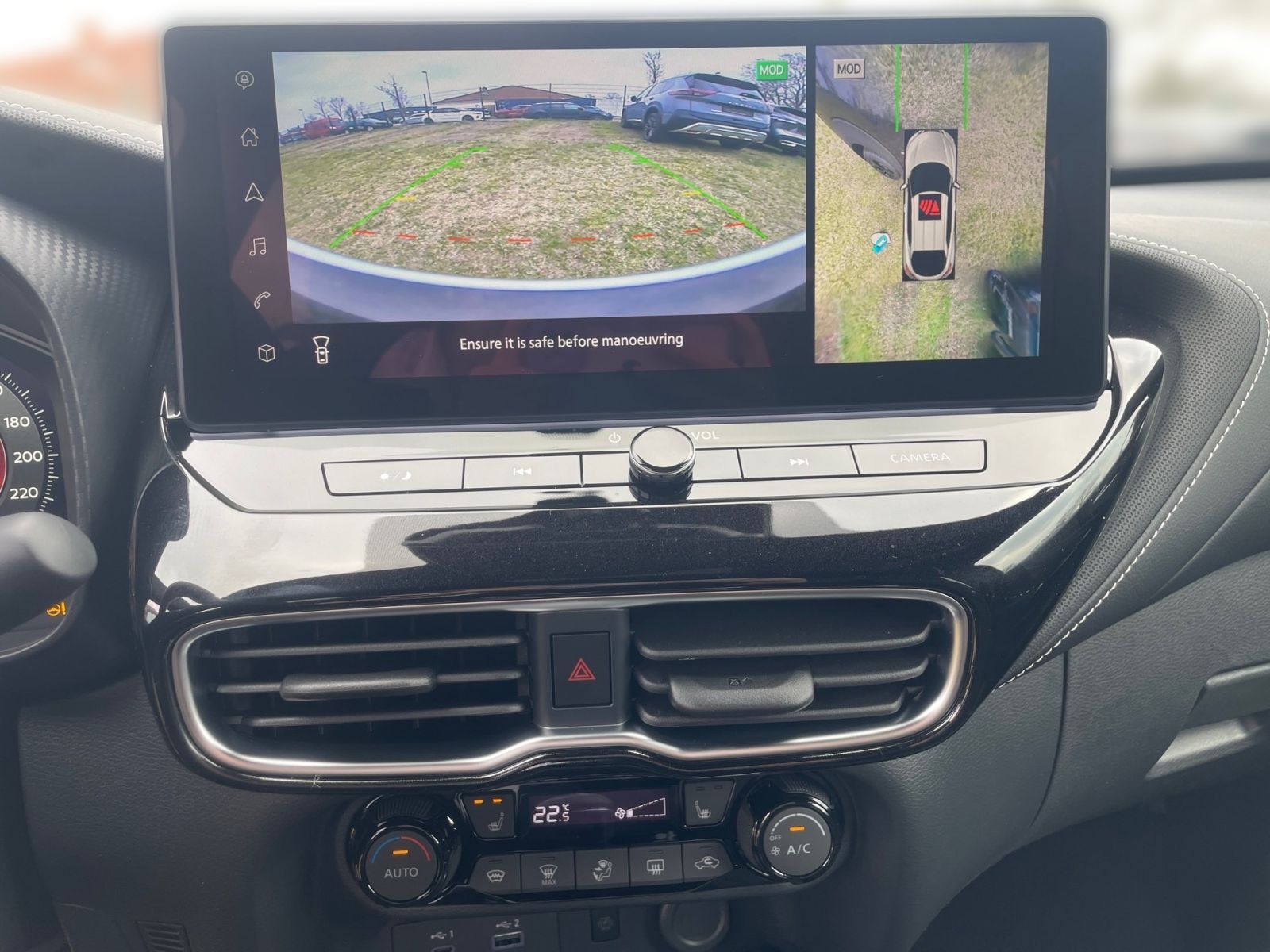 NISSAN JUKE TEKNA 114 PS 6MT LED BOSE SHZ LHZ 360°KAM