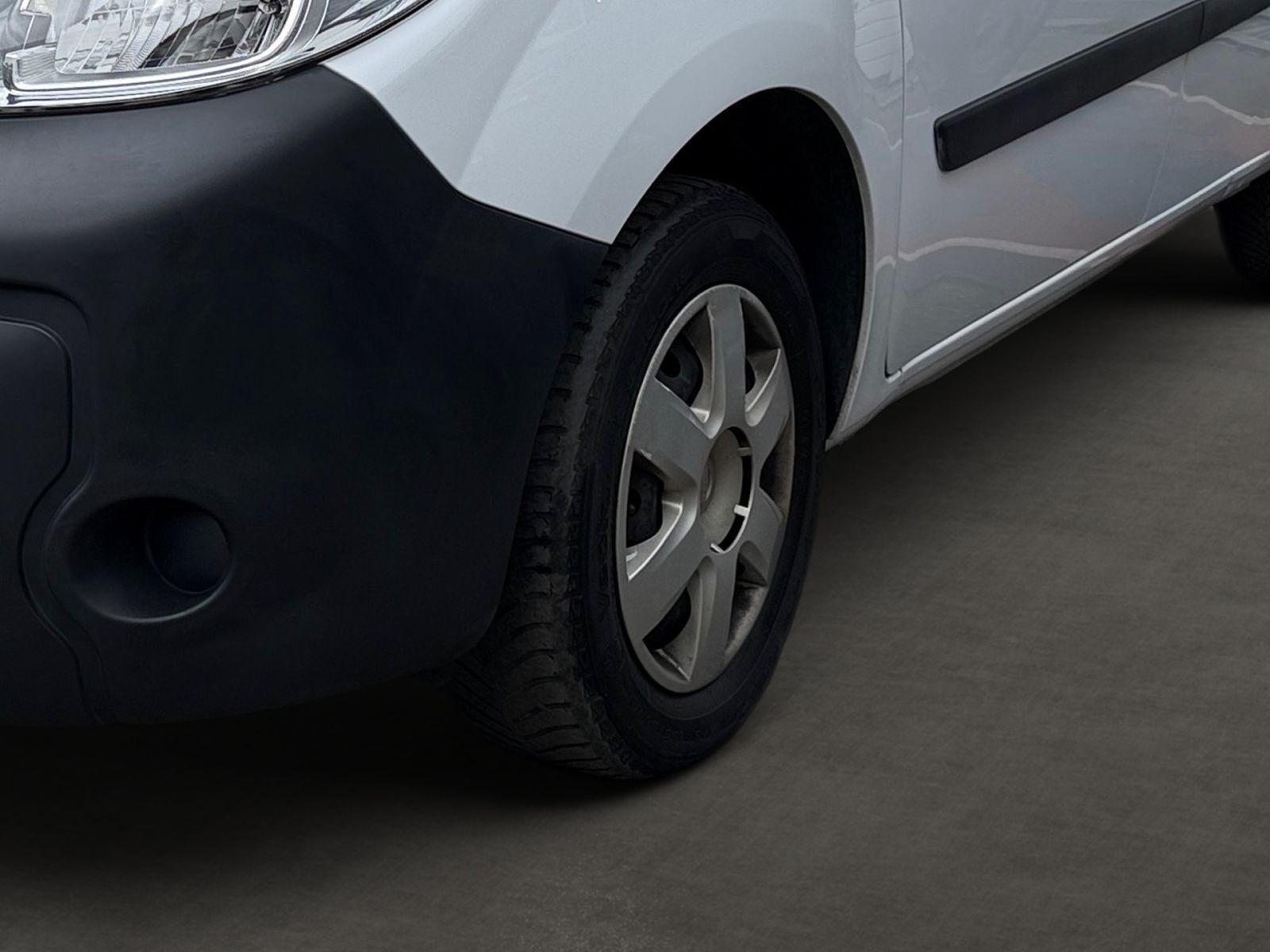 NISSAN NISSAN NV250 Kasten L1 2,0 6MT KLIMA RADIO AHK