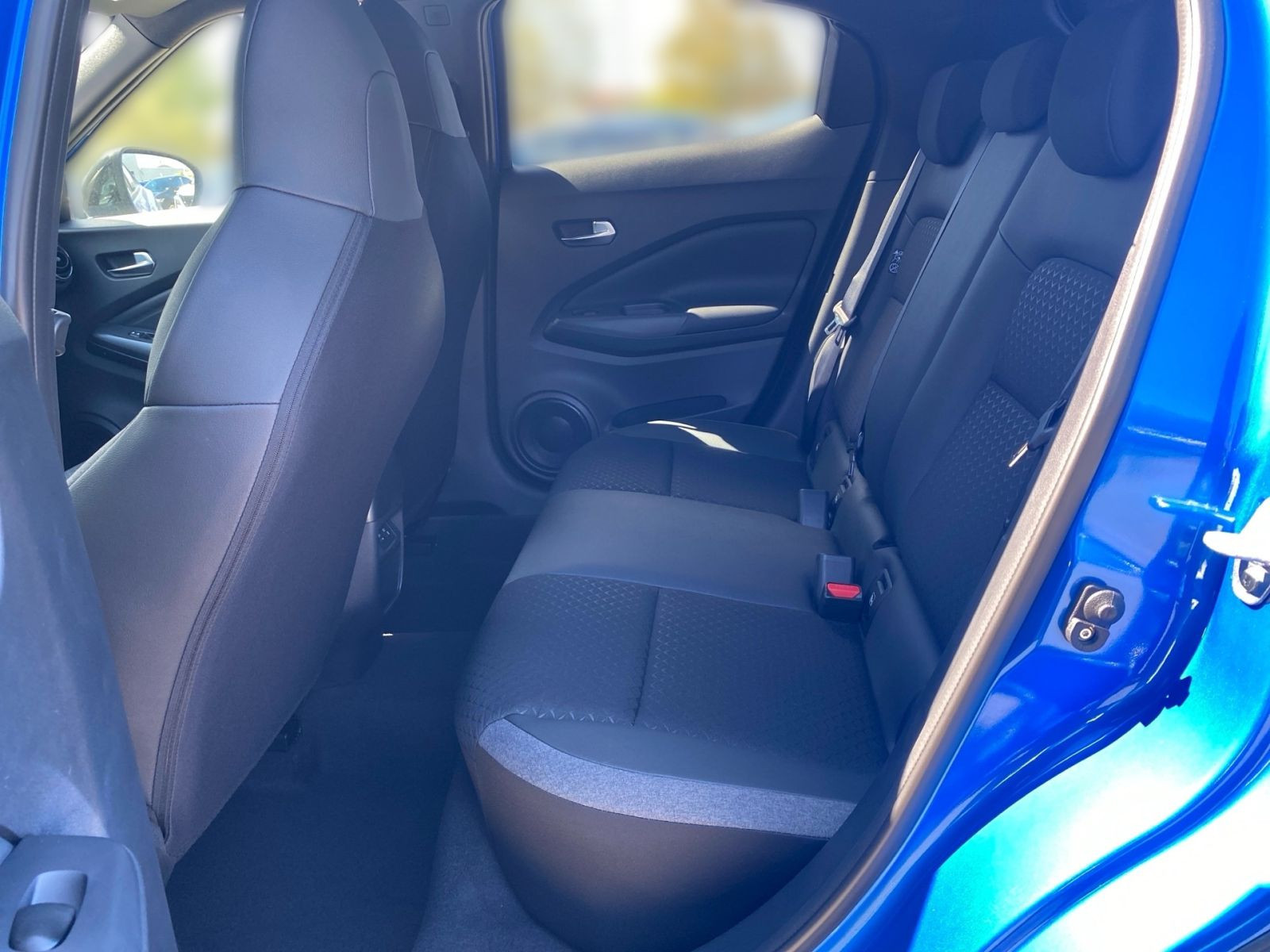 Nissan JUKE N-Connecta 1.6 Hyb. AT -  FAS SHZ PDC In-Car WIFI