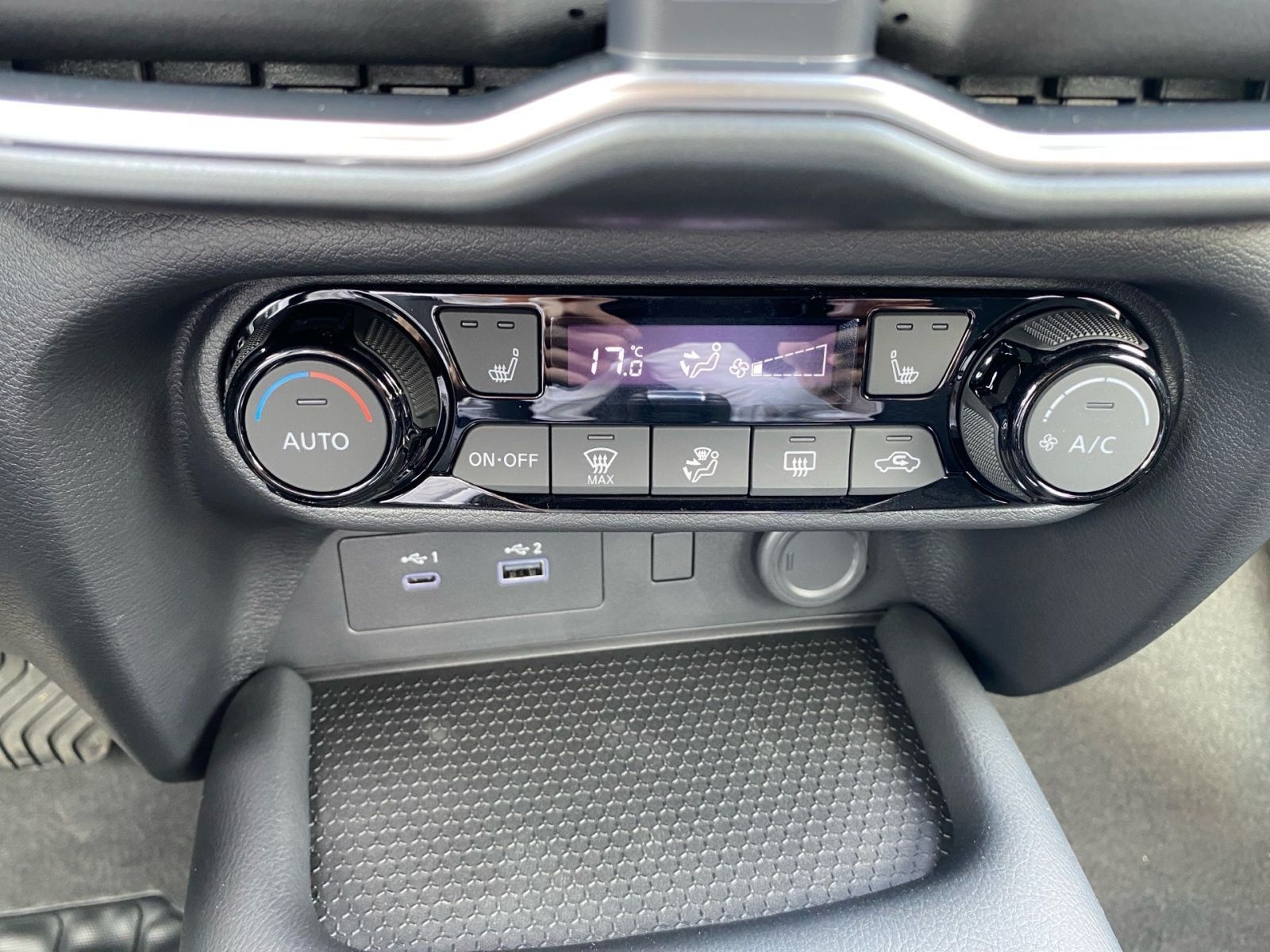 NISSAN JUKE ACENTA 1.0 DIG-T 114 PS 7DCT NAVI KLIMA SHZ