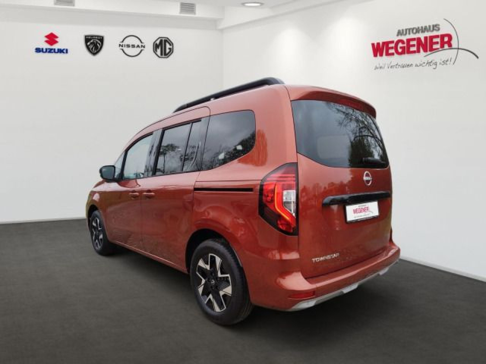 Nissan Townstar Kombi L1 1.3 AT Tekna