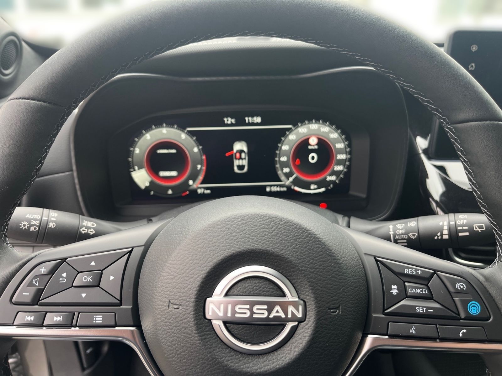 NISSAN JUKE TEKNA 114PS 6MT BOSE BFS SHZ LHZ 360°KAM LE