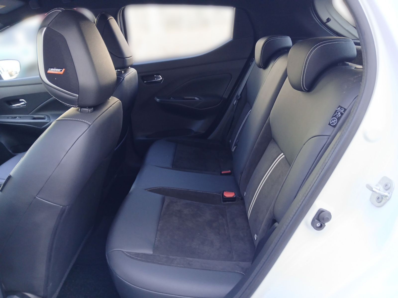 NISSAN MICRA N-SPORT AT LED Navi Kamera Alcantara