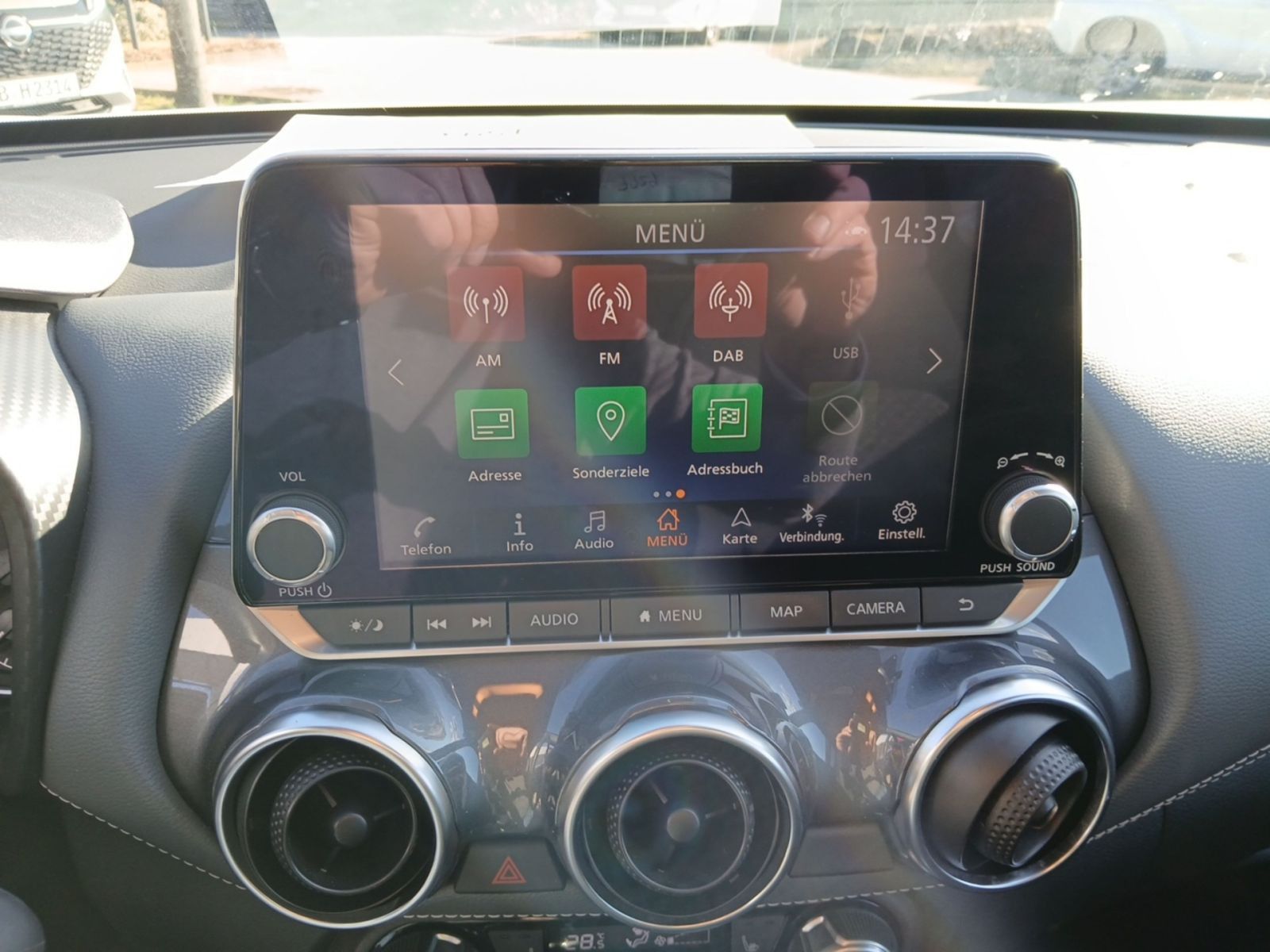 NISSAN JUKE 1.0 DIG-T 6MT Enigma Navi*CarPlay*beh WSS