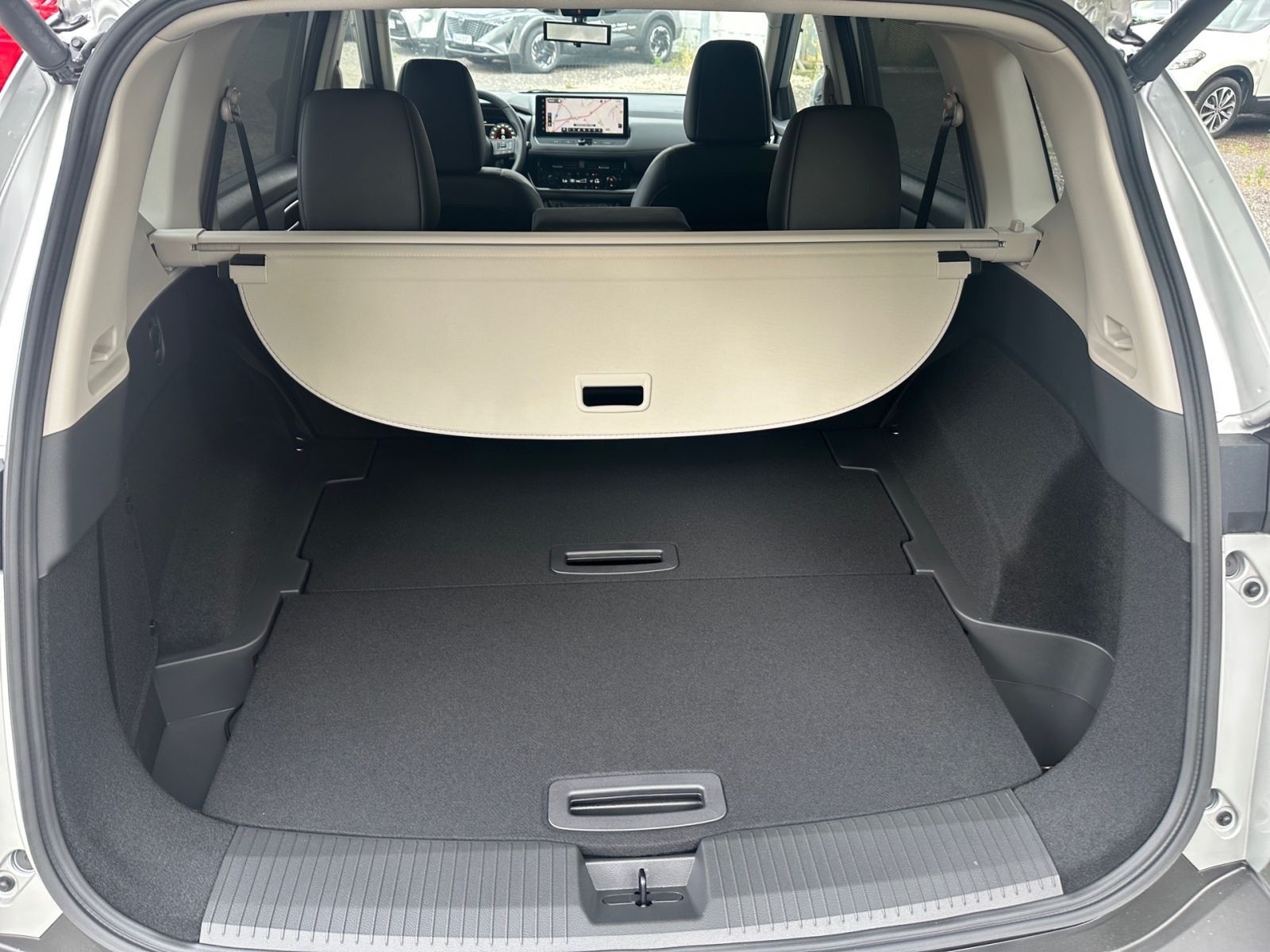 Nissan X-TRAIL Tekna 1.5 VC-T e-POWER Winter 360  Navi