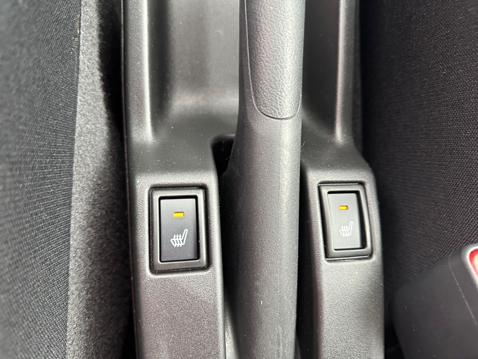 SUZUKI Swift Comfort Hybrid AT - SHZ CAM ACC CarPlay