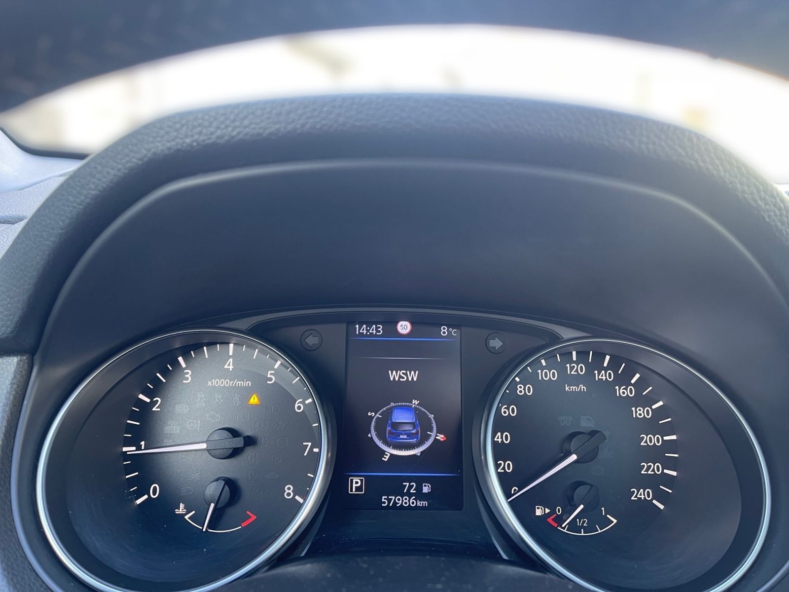 NISSAN Qashqai 1.3 TEKNA Autom.*Navi*Winterpaket*Pano