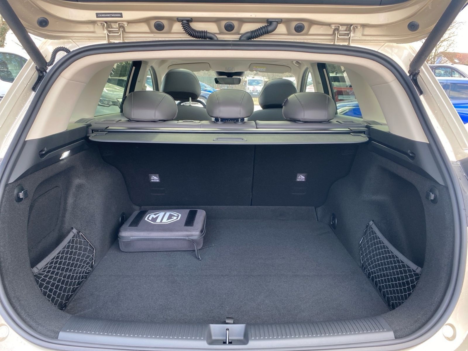 MG MGS6 EV Luxury AWD Head-UpISitzheiz-,belüftung