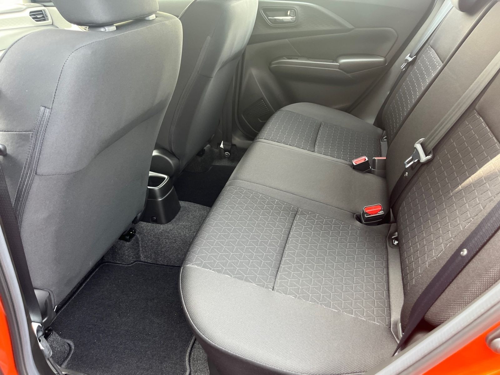 Suzuki SWIFT CLUB HYBRID ACC*Navi*LED*PDC