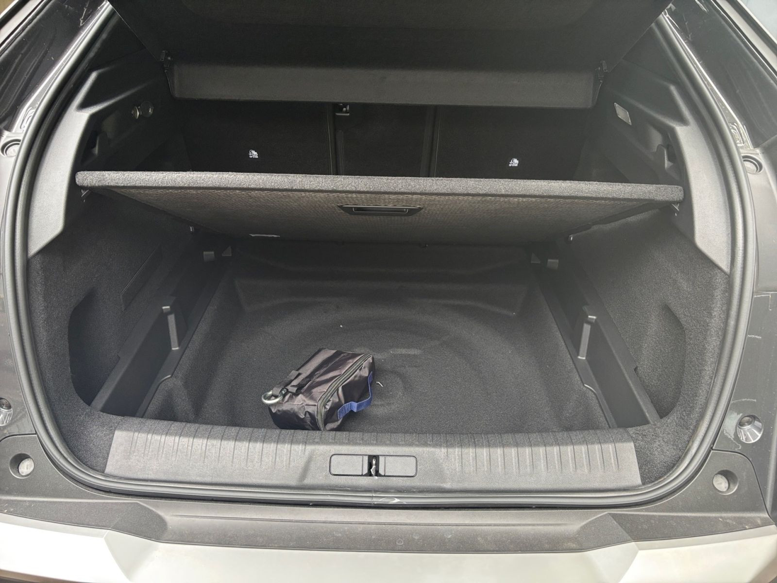 Peugeot 3008 Allure Plug-In Hybrid 195 e-DSC7 *Kamera*SHZ*