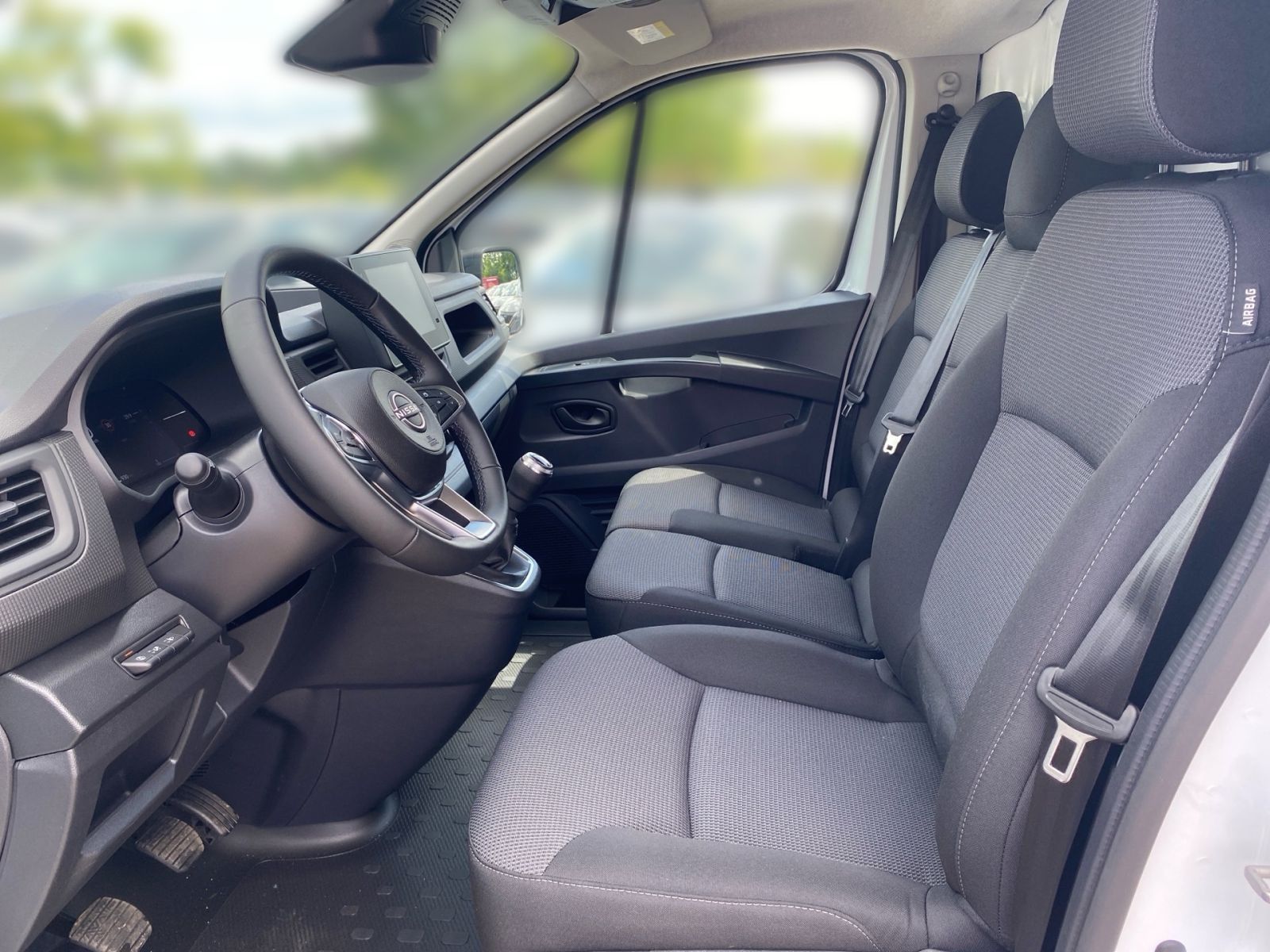 NISSAN Primastar Kasten L1H1 3,0t dci130 MT N-CONNECTA