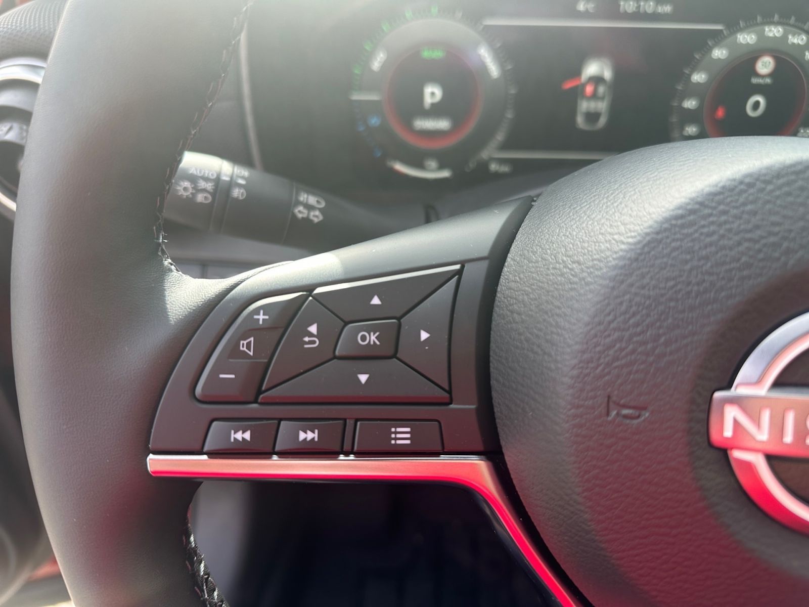 NISSAN Juke N-Connecta 1.6 Hybrid Winterpaket*Navi*360°