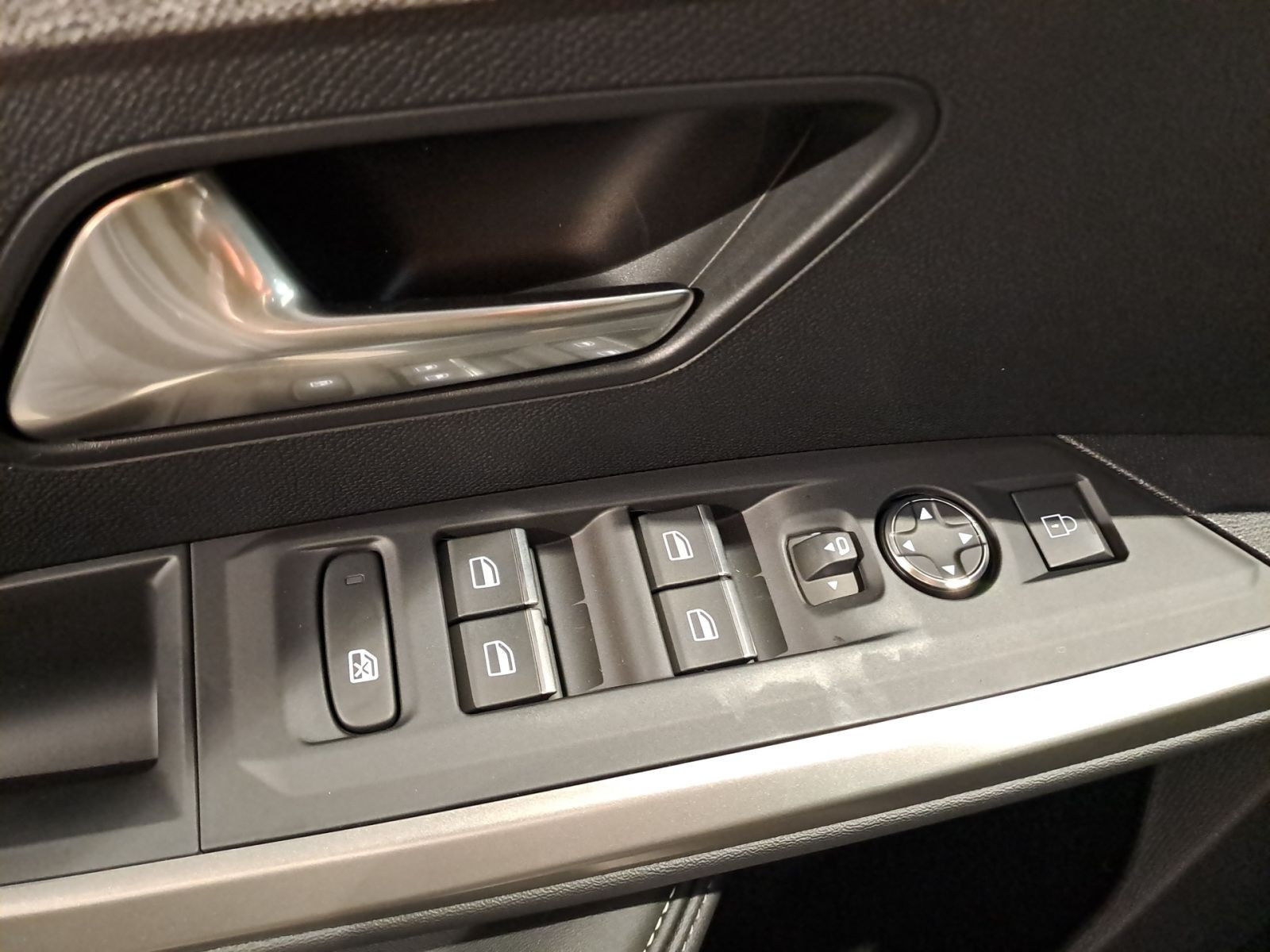 Peugeot 3008 E GT 230 Long Range *Kamera*SHZ*CarPlay*
