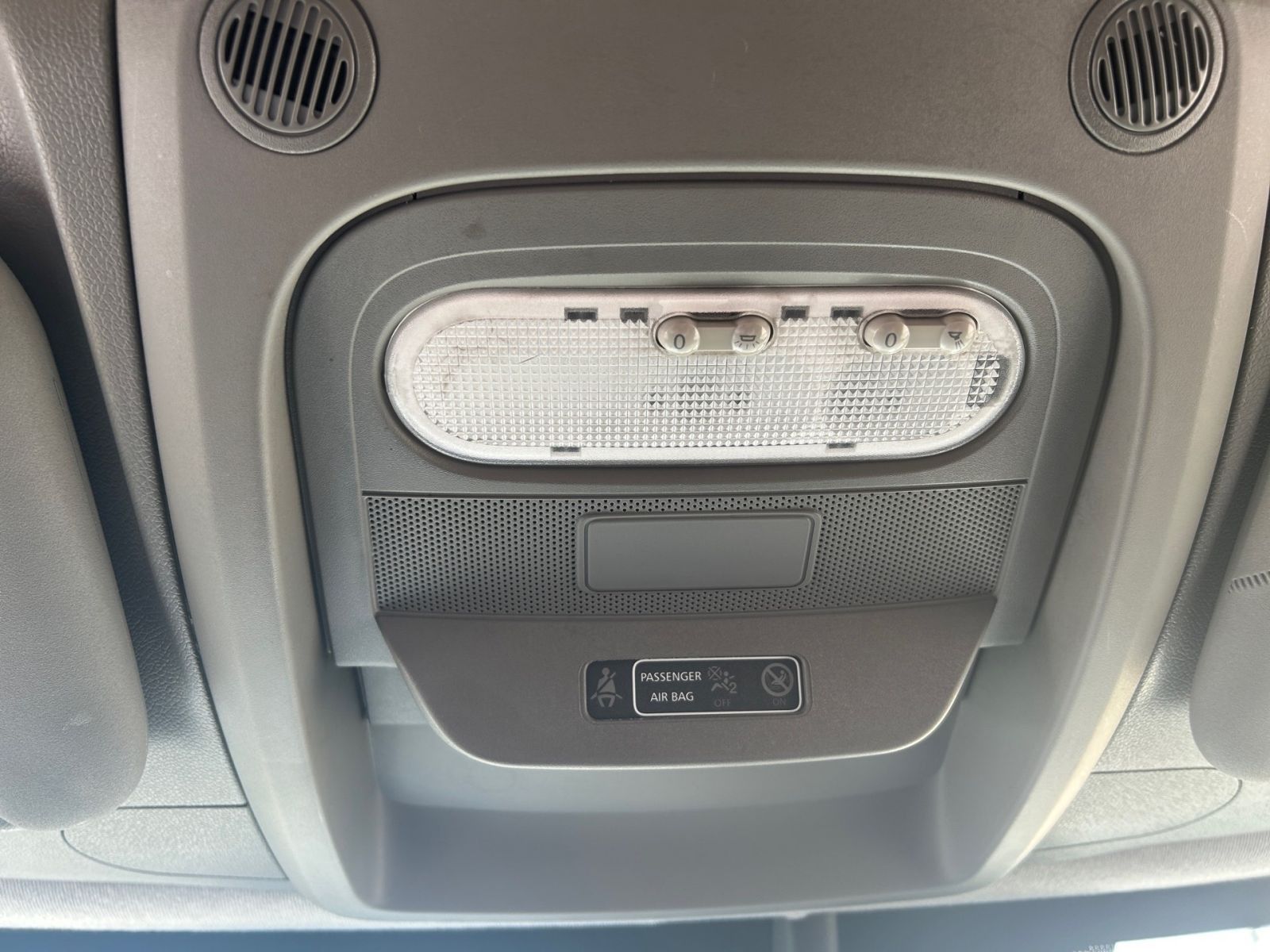 NISSAN Interstar 2.2 dci AT L2H2 - Stdhzg Navi CarPlay