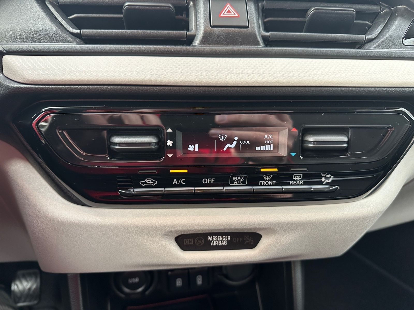 SUZUKI SWIFT COMFORT HYBRID ACC*Navi*Kamera*PDC