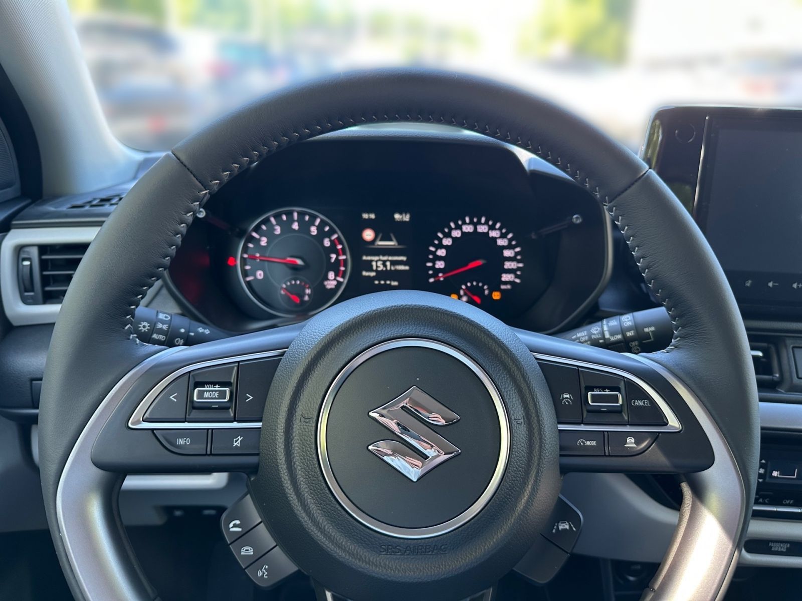 SUZUKI SWIFT COMFORT+ HYBRID Navi SHZ Kamera