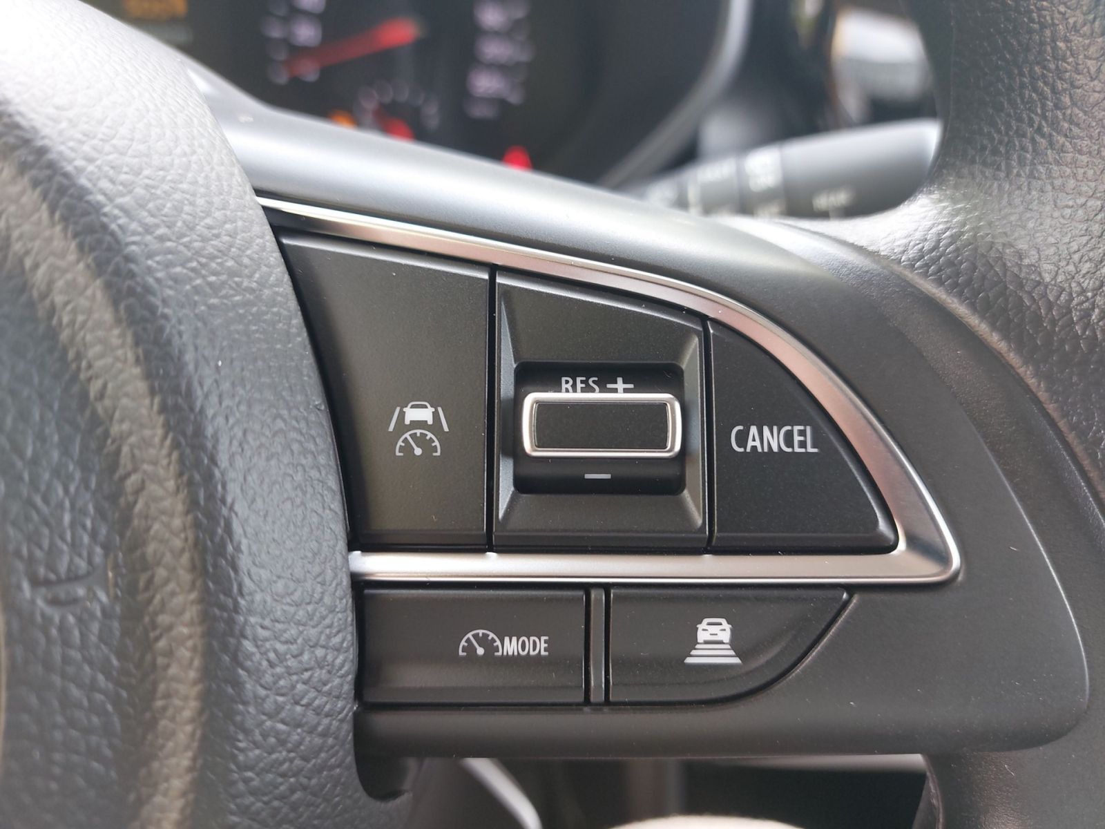 SUZUKI SWIFT CLUB HYBRID ACC*Navi*LED*PDC