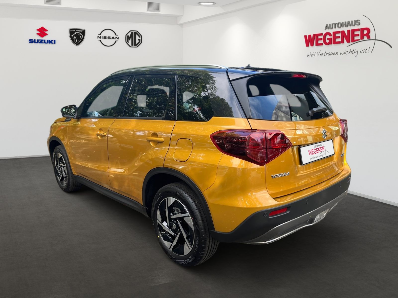 Suzuki VITARA 1.5 COMFORT+ ALLGRIP AGS LED NAVI KAM SHZ