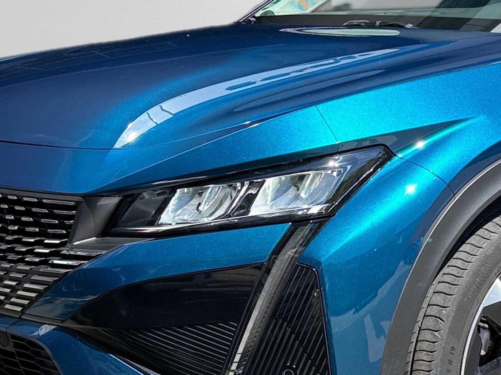 PEUGEOT 408 Allure Pack PureTech 130 EAT8 Navi*Totwinkel