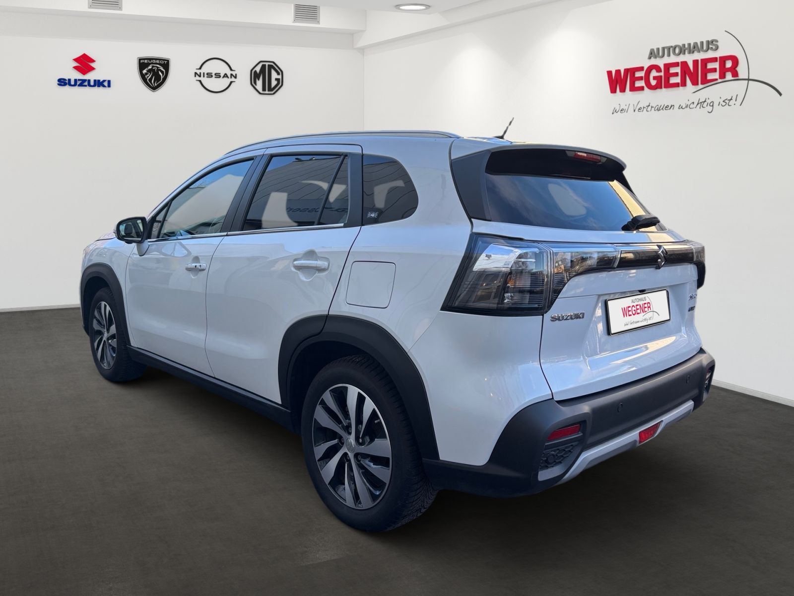 Suzuki S-CROSS COMFORT+ 1.5 HYBRID 4x4 AT/AGS