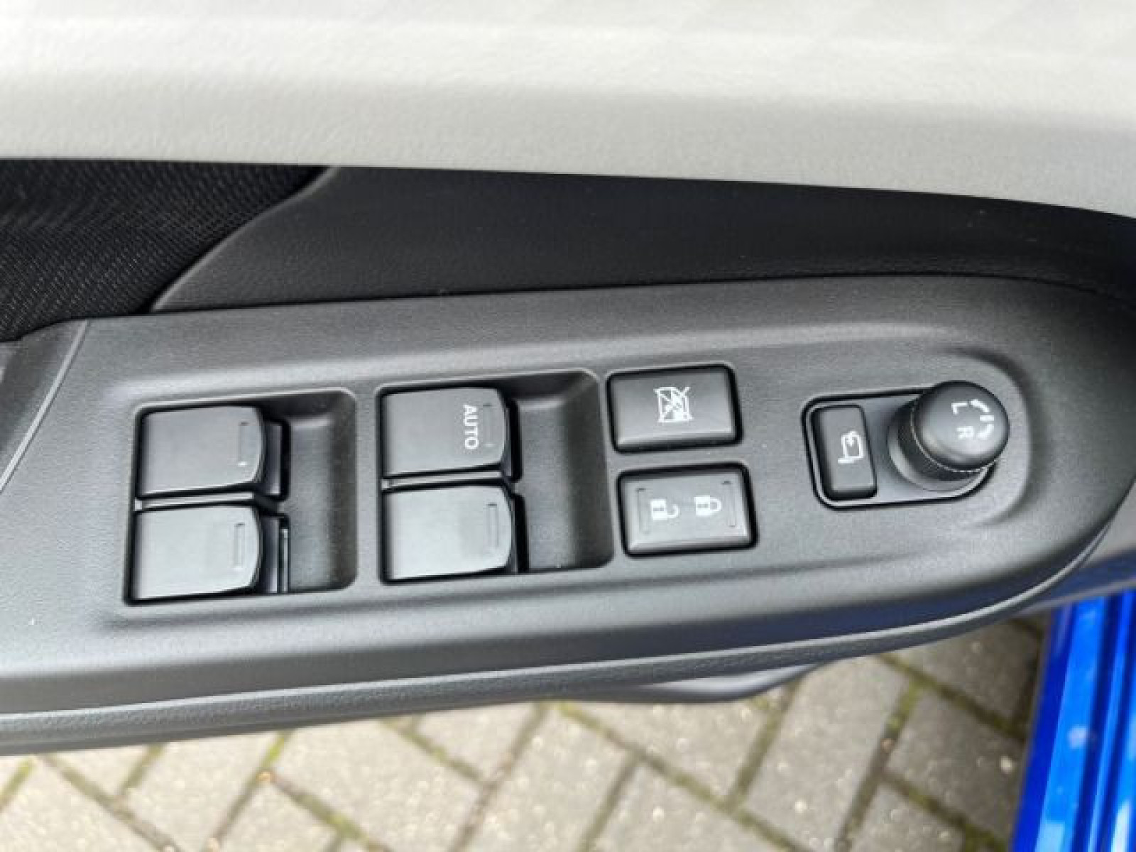 Suzuki Swift Comfort+ Hybrid -SHZ CAM ACC NAVI CarPlay