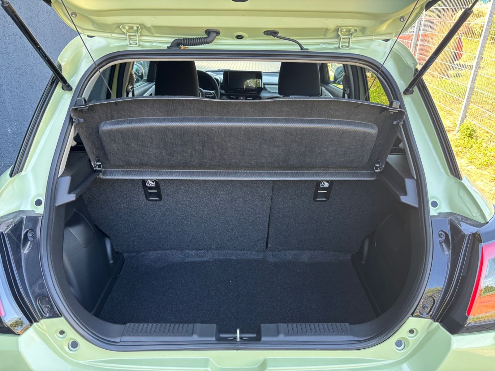 Suzuki SWIFT COMFORT+ CVT HYBRID (61kW)