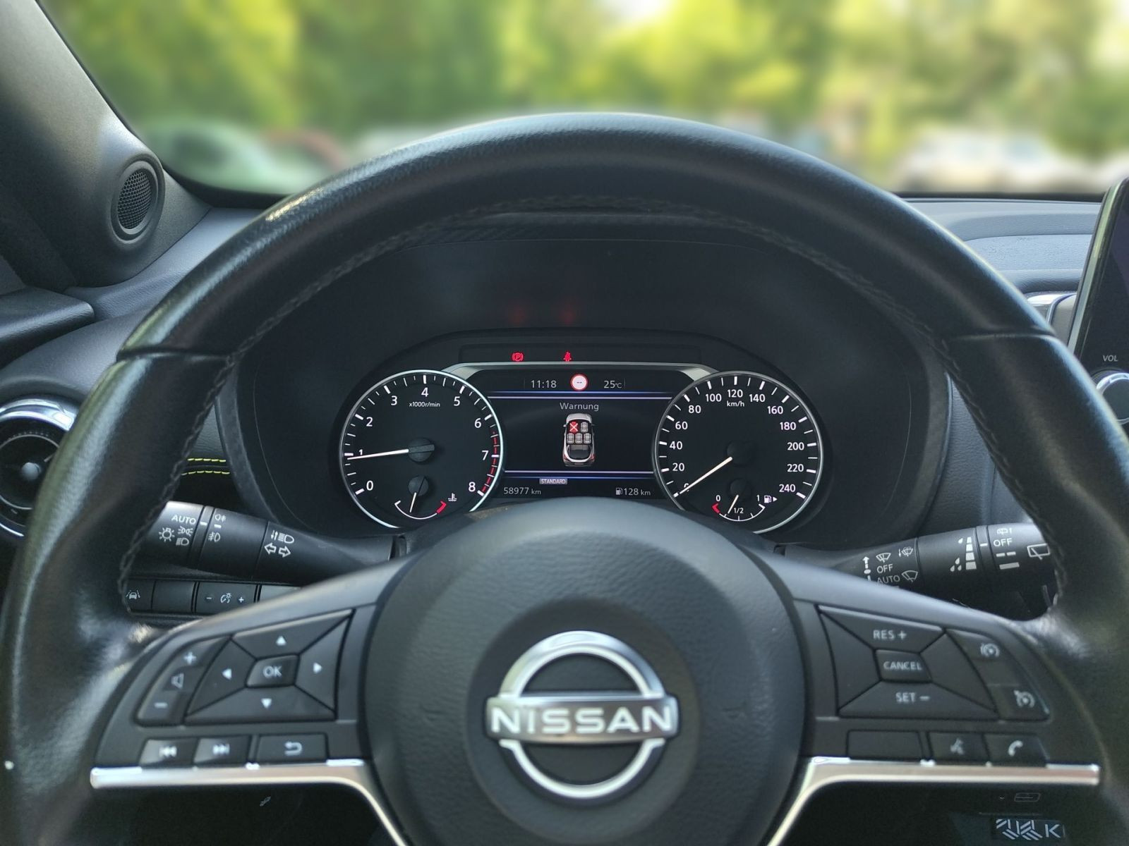 Nissan Juke 1.0 DIG-T 6MT Navi*CAM*CarPlay*LED