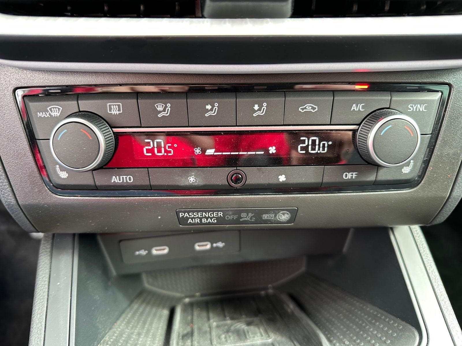 SEAT Ibiza 1.0 TSI Style MT LED*NAVI*CAM*SHZ*ALU*DAB