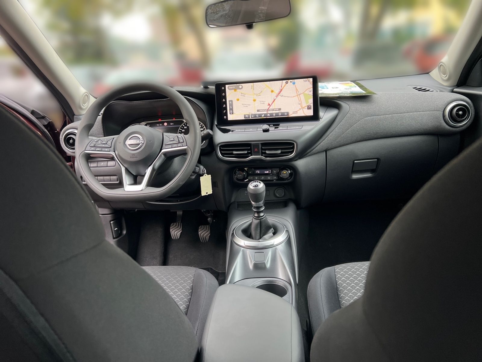 NISSAN JUKE ACENTA 1.0 DIG-T 114 PS  6MT NAVI KLIMA SHZ