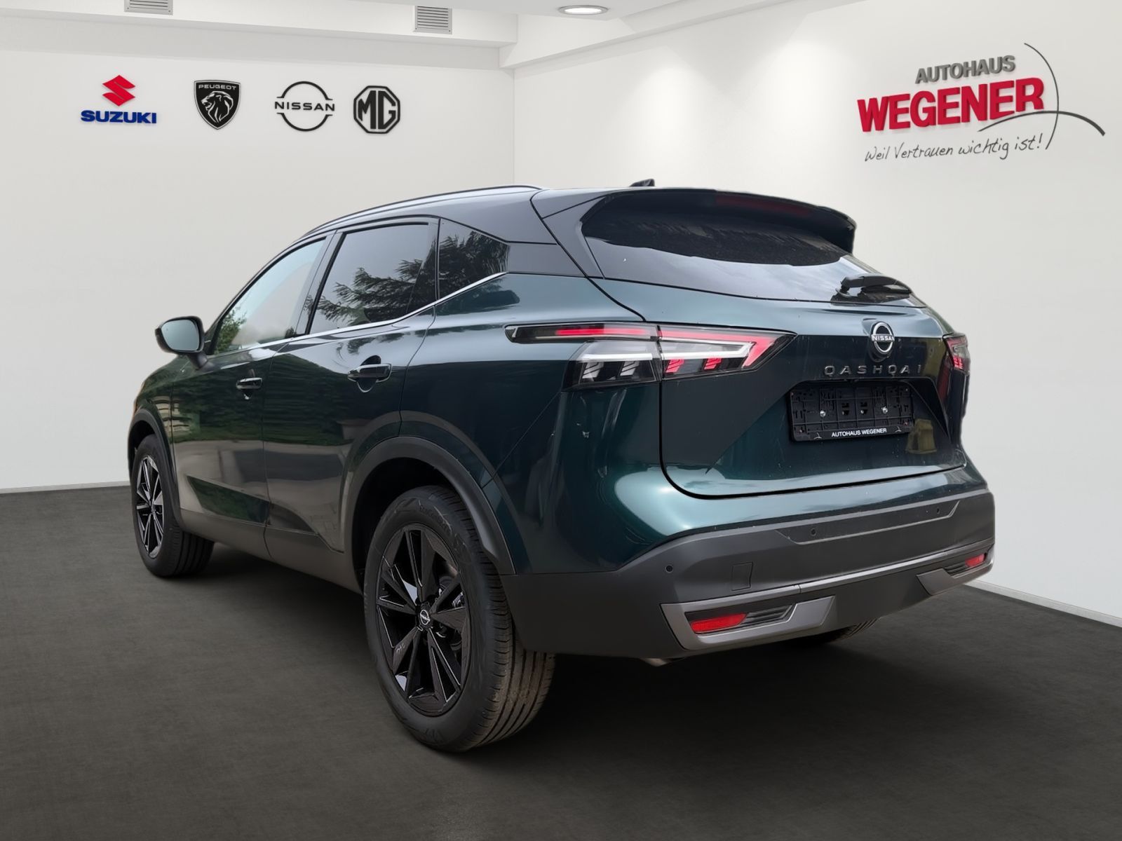 NISSAN Qashqai 1.3 DIG-T MHEW Tekna Navi*HeadUp*CarPlay