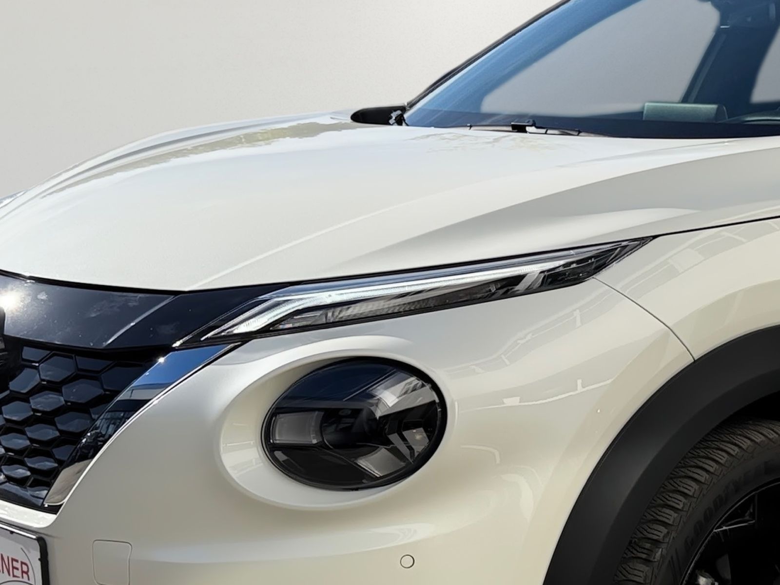 NISSAN Juke 1.6 Hybrid 4AT PremiereEdition Nav*LED*CAM