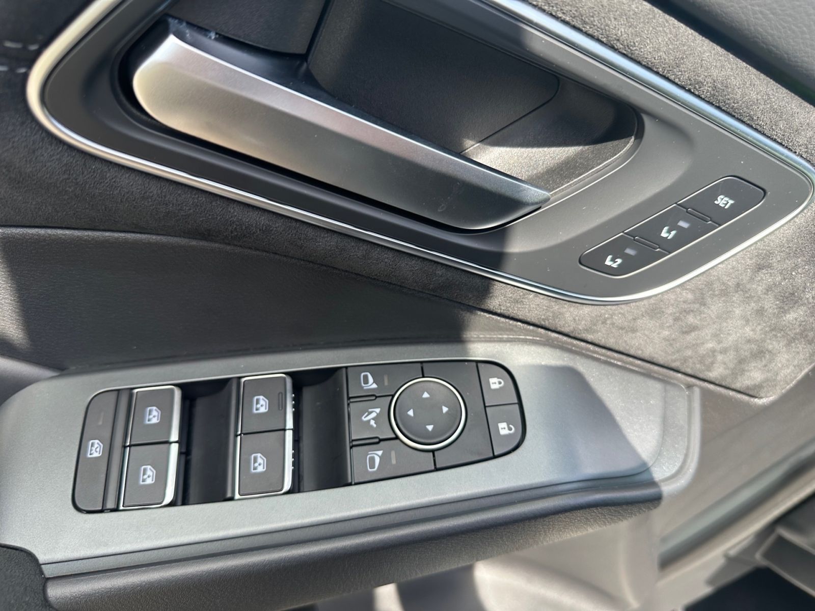 NISSAN Qashqai Tekna 1.3 DIG-T MHEV Massage Winter Pano