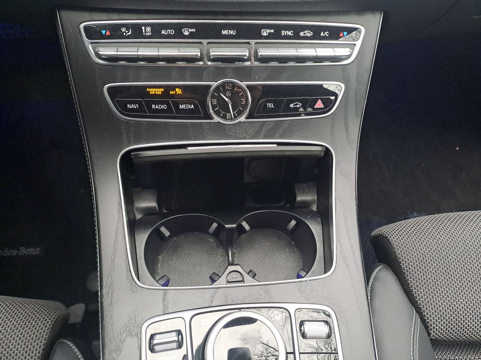 MERCEDES-BENZ E 200 AMG-LINE Luftfederung*Multibeam LED*360°
