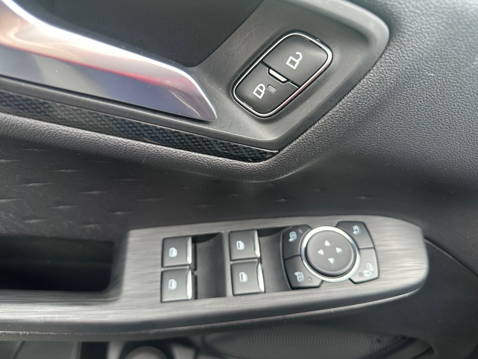 Ford KUGA ST-LINE  Plug-in-Hybrid 2.5 KAM NAVI WINTER