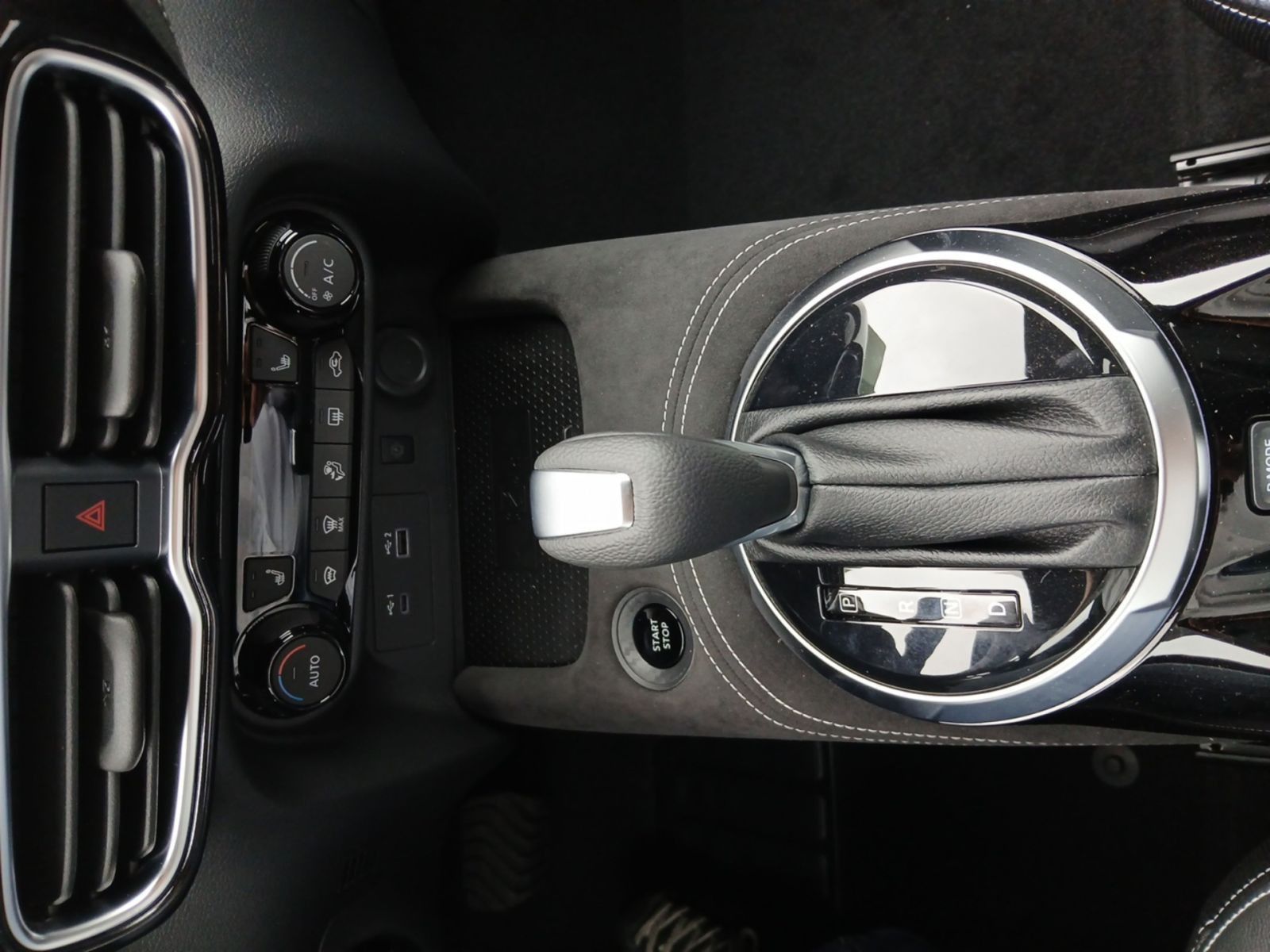 NISSAN JUKE N-DESIGN 1.6 HYB 143PS BOSE SHZ BFS 360°KAM